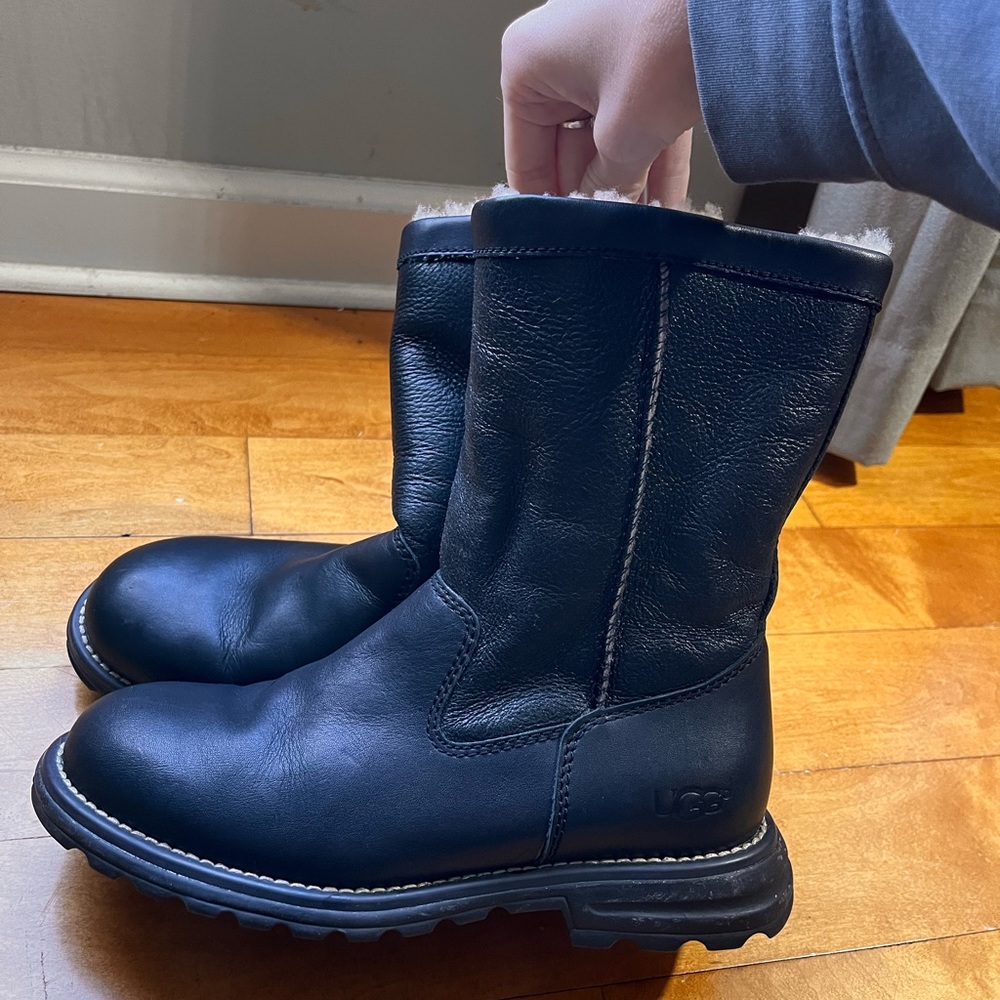 UGG Brooks Short Black Leather Boots